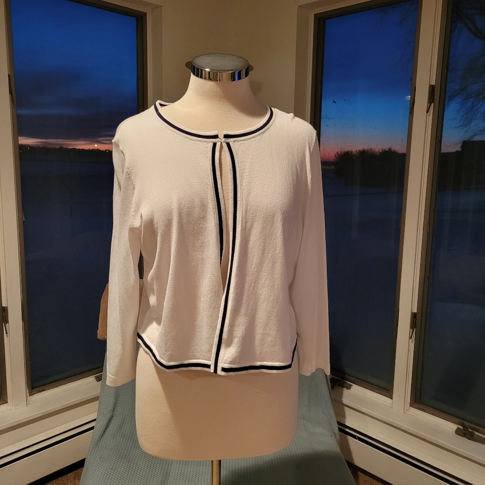 Talbots Lightweight White Crop Sweater w/Navy Trim. Open Front NWT Sz Plus X